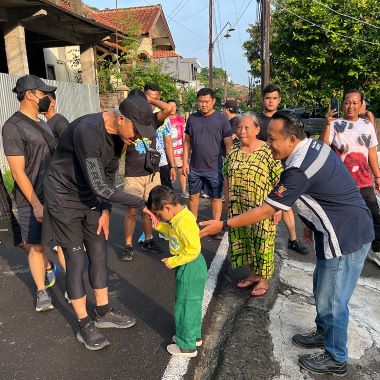 EMAK - EMAK SEMARANG BUNGAH BELANJA MASAKAN KERJA BAKTI DIBAYARI GANJAR