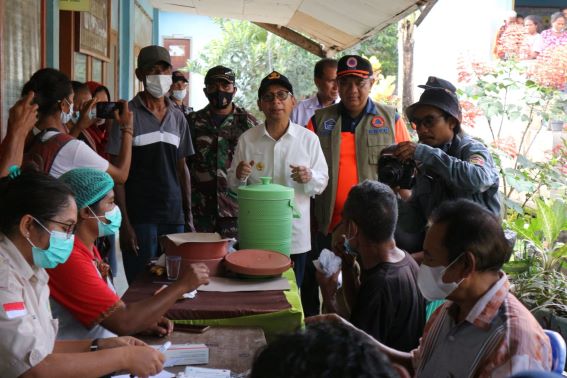 BNPB JAMIN PELAYANAN KESEHATAN PENGUNGSI LEWOTOBI LAKI-LAKI
