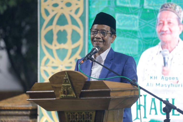 KELUARGA UNGKAP KEISTIMEWAAN MAHFUD MD DI MATA GUS DUR, TAK PERNAH TAKUT