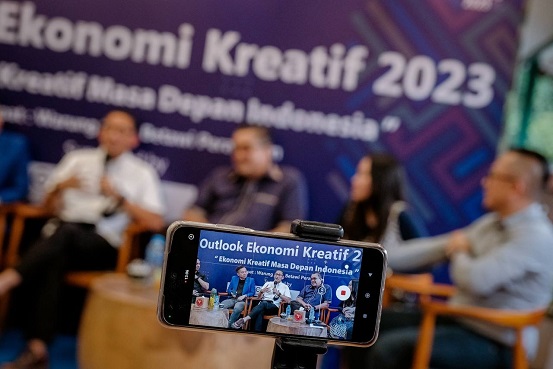 GERAKAN EKONOMI KREATIF NASIONAL, LOKOMOTIF EKRAF INDONESIA