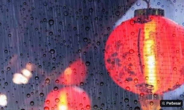 HUJAN LEBAT DAN BANJIR ROB MEMBAYANGI PERAYAAN IMLEK DI INDONESIA