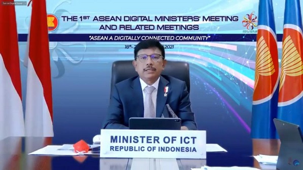 DIGITALISASI TOPANG 10 JUTA UMKM BERTAHAN KALA PANDEMI