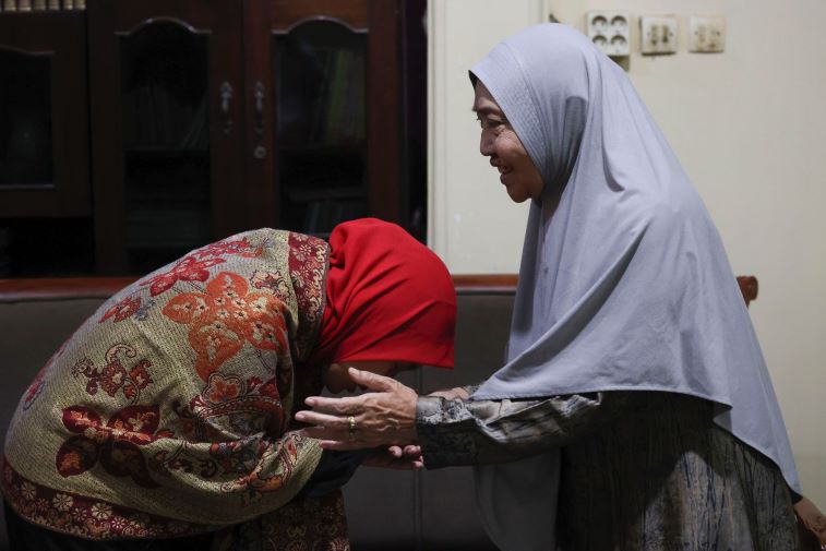 KE PONPES NASYRUL ULUM PUTRI BLITAR, ATIKOH GANJAR KAGUMI SOSOK NYAI MASLUCHI