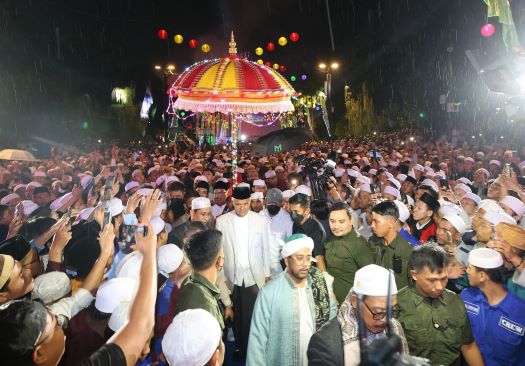 HADIRI MILAD KE-28 MAJELIS NURUL MUSTHOFA, GANJAR DIDOAKAN CITA - CITANYA TERKABUL