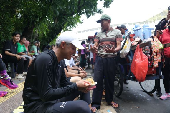 SUMRINGAHNYA LUTIMAN KETEMU GANJAR CALON PRESIDEN IDOLA