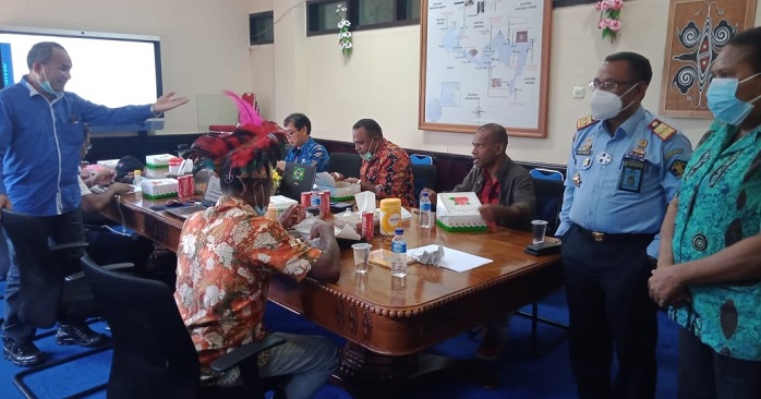 PEMKAB JAYAPURA PATENKAN 54 AKTIVITAS BUDAYA HAKI
