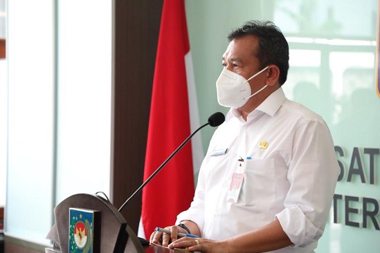 RAKYAT INDONESIA, HARI INI MARI KIBARKAN BENDERA SATU TIANG PENUH