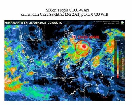 WASPADA SIKLON TROPIS CHOI-WAN DI UTARA INDONESIA