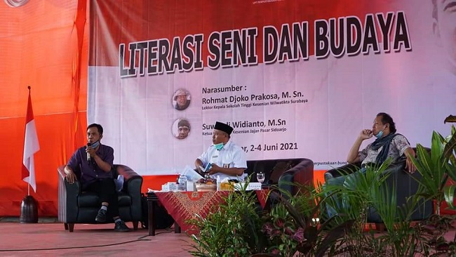 EDISI KHUSUS BULAN BUNG KARNO: LITERASI SENI BUDAYA DI PERPUSNAS BK BLITAR