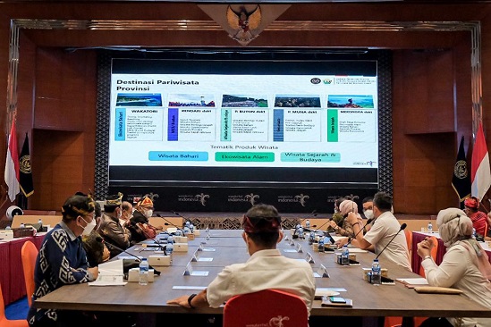 PERLU GOTONG ROYONG PARA KEPALA DAERAH MEMAJUKAN PAREKRAF DI SULTRA