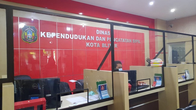 URUS AKTA LAHIR? GAMPANG! CUKUP DENGAN PECEL BLITAR