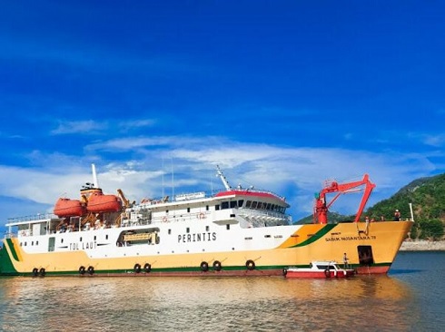 NAIK KAPAL LAUT DUA JAM DILARANG MAKAN MINUM, SELAMA PPKM DARURAT