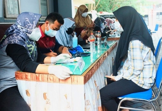 LAMONGAN MULAI VAKSINASI ANAK USIA 12 TAHUN KE ATAS