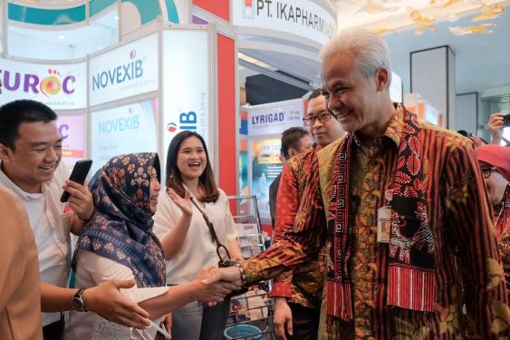 GANJAR DORONG DOKTER UPGRADE ILMU DAN KUALITAS LAYANAN