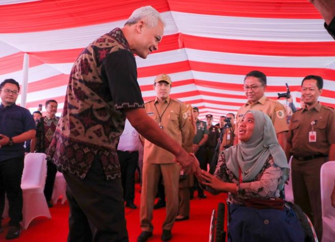 HARAPAN GANJAR MASA DEPAN PENGHUNI PANTI SOSIAL SOLO LEBIH CERAH