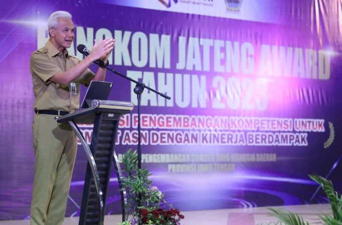 GANJAR: BIROKRAT HARUS JADI CONTOH INTEGRITAS