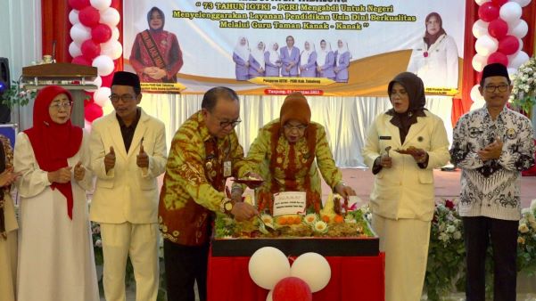 PEMKAB TABALONG NEGERIKAN TK SWASTA
