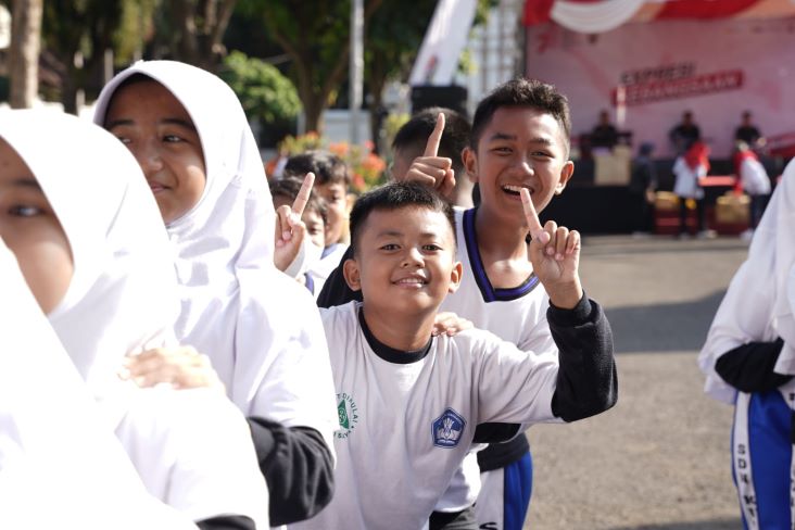 EKSPRESI KEBANGSAAN, BERKAH BAGI PKL TUBAN