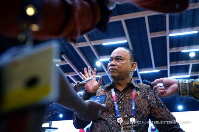 ARTIS PENJUDI ONLINE JADI DUTA ANTIJUDI ONLINE?