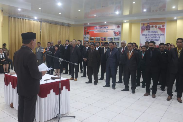 BUPATI KUPANG: JANGAN JADIKAN JABATAN UNTUK MENINGGIKAN DIRI