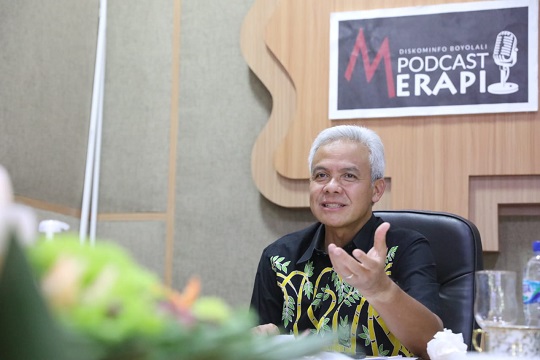 GANJAR DALAM HARI RADIO NASIONAL: “AGAR TIDAK MATI, RADIO ITU HARUS KREATIF, ADAPTIF, INOVATIF”