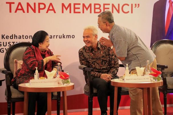 HASIL SURVEY, GANJAR UNGGUL DI JATIM DAN JATENG