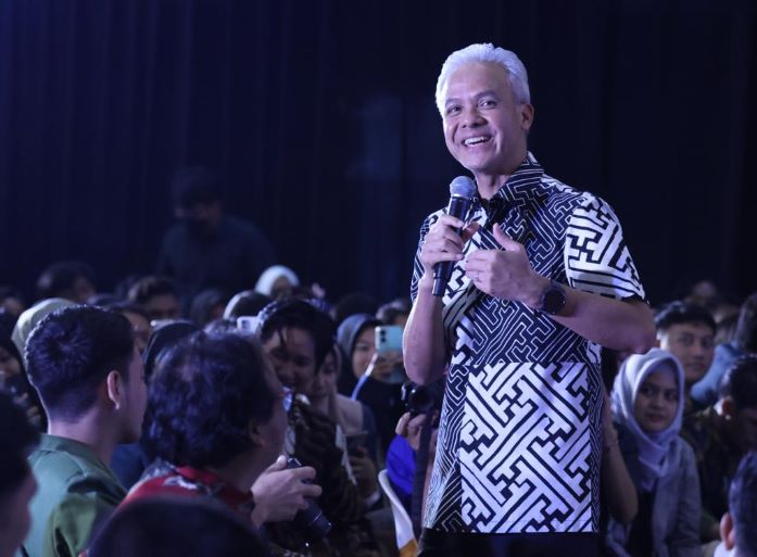 DI SURABAYA KETEMU MILENIAL, GANJAR BICARA PEMBANGUNAN INDUSTRI DIGITAL