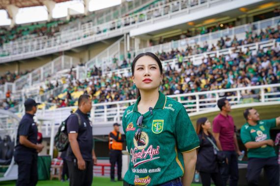 PIALA DUNIA U17 DI GBT SURABAYA, SPORT TOURISME EKONOMI INDONESIA