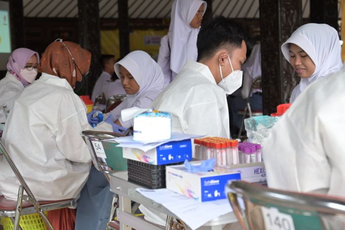DETEKSI DINI THALASSEMIA, 1000 PELAJAR SMA/SMK KABUPATEN PURBALINGGA DI-SKRINING