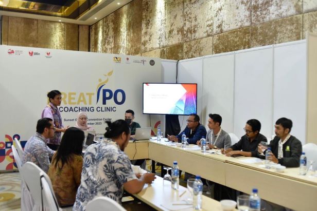 PELAKU USAHA PAREKRAF BALI CATATKAN SAHAM DI BURSA EFEK INDONESIA