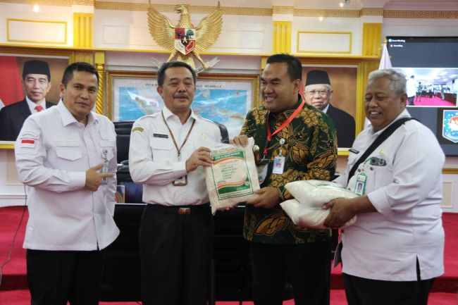 PEMKAB BLORA INOVASI PUPUK ORGANIK DAN TANGANI ANAK TIDAK SEKOLAH
