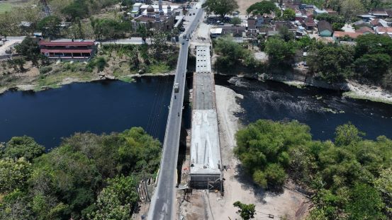 JEMBATAN GANEFO KADO AKHIR TAHUN UNTUK WARGA SRAGEN
