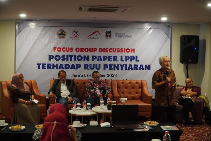 FGD POSITION PAPER LPPL DI JOGJA, HASILKAN 15 RUMUSAN TERHADAP RUU PENYIARAN