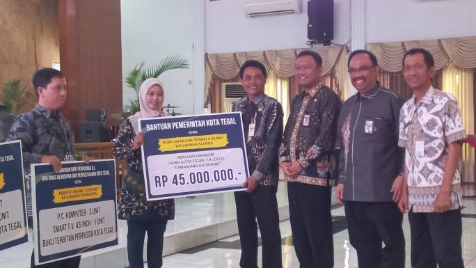 PEMKOT TEGAL SUSUN STRATEGI TRANSFORMASI PERPUSTAKAAN BERBASIS INKLUSI SOSIAL