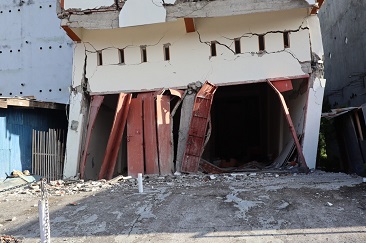 Pembelajaran Gempa Sulbar, Fenonema dan Dampak Kerusakan Bangunan