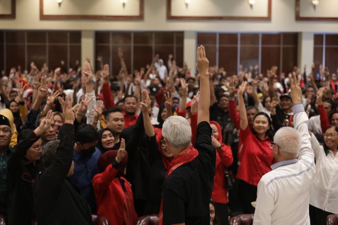 KUNJUNGI DAERAH PENGHASIL NIKEL TERBESAR, GANJAR TEGASKAN LANJUTKAN HILIRISASI