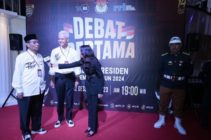 GANJAR TEGASKAN JAGA DEMOKRASI DAN SIKAT KORUPSI