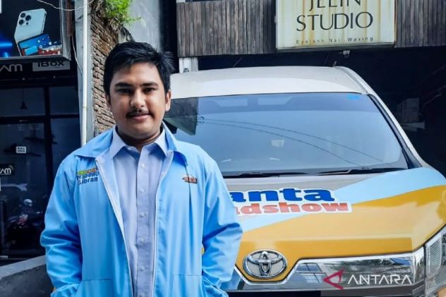 RELAWAN GIBRAN IKUTI ROADSHOW TKN FANTA UNTUK BIDIK SUARA PEMILIH MUDA