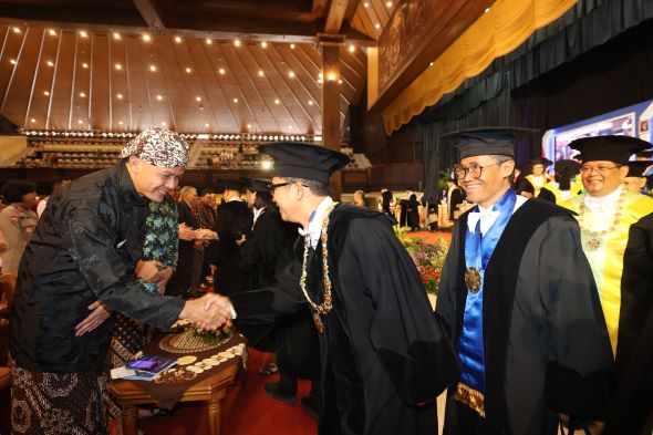 GANJAR INGIN RUU PERAMPASAN ASET KORUPTOR SEGERA DISAHKAN