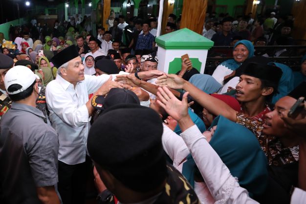 SUKSES DI JATENG, GANJAR SIAP BAWA PROGRAM BAZNAS KE NASIONAL