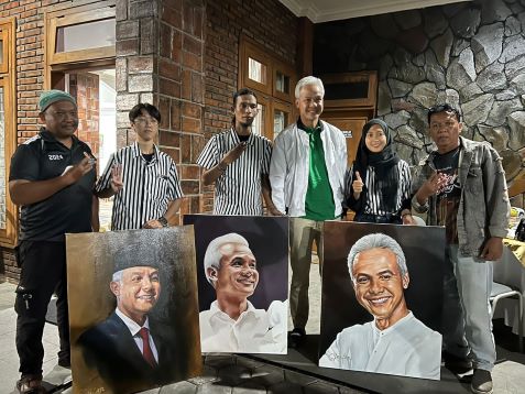 PULUHAN PELUKIS SE-SOLO RAYA KOMPAK DUKUNG GANJAR LEWAT KARYA