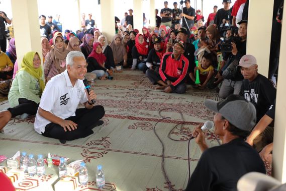 GANJAR AKAN MUDAHKAN PUPUK SUBSIDI, KUOTA HARUS DITAMBAH