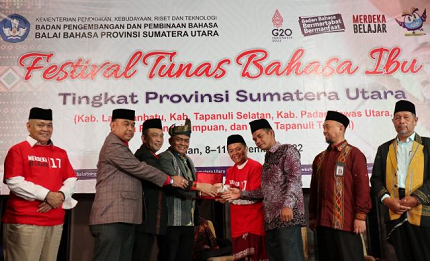 FTBI 2022 Tandai Puncak Revitalisasi Bahasa Daerah di Sumatra Utara