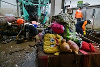 Seorang Warga Meninggal Dunia, Satu Lainnya Luka-luka Terdampak Banjir dan Longsor di Sukabumi