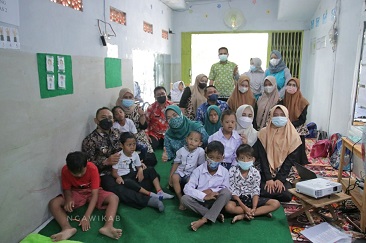 Bupati Ngawi Kunjungi SLB Beranda Grudo