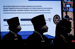 Menparekraf Lantik Pejabat Poltekpar NHI Bandung dan Pejabat Fungsional Lingkup Kemenparekraf