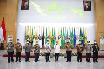 Kemendagri Jalin Nota Kesepahaman dengan Kemensos dan Forum Rektor Indonesia terkait Data Desa Presisi