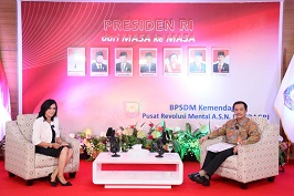 Podcast Bikin Bangga Indonesia Hadirkan Dirjen Bina Pemdes Bahas Pilkades Berbasis e Voting