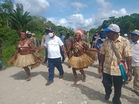Kunjungan Kerja Bupati Mathius Di Distrik Airu