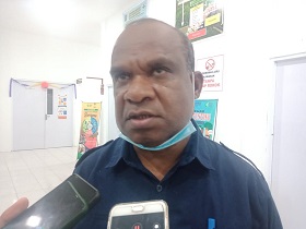 Pemkab Jayapura Serahkan Angkutan Pedesaan Bantu Tranportasi Masyarakat Airu